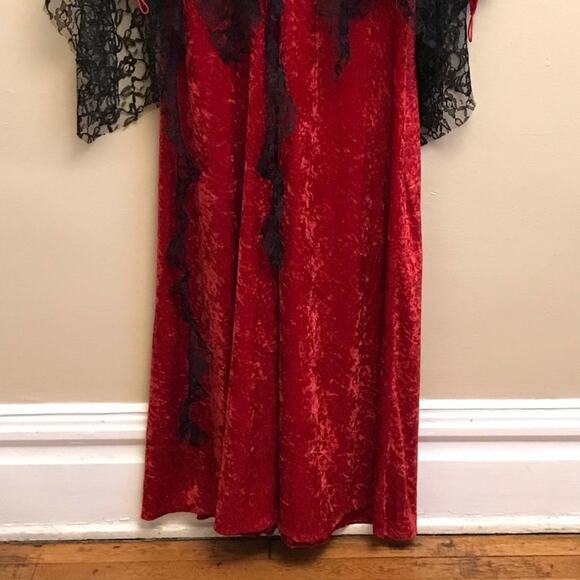 Incharacter Costumes L vampire queen red black maxi dress velvet Dress Only - Picture 5 of 13